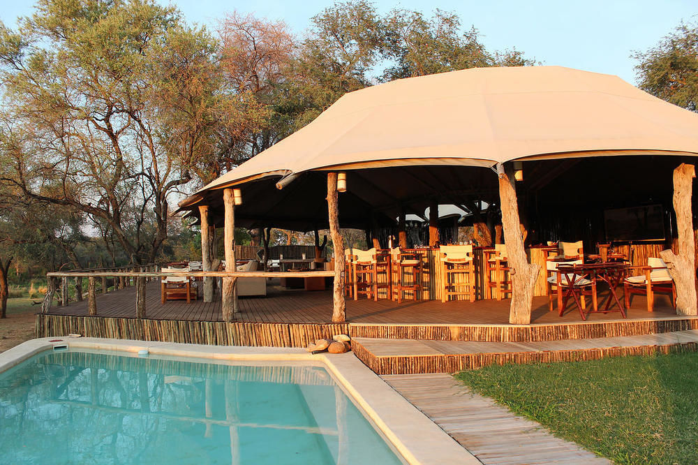Anabezi Camp Hotel Jeki Екстериор снимка